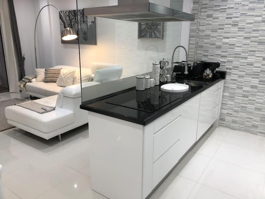 Apartamento Con Impresionantes Vistas Y Piscina Costa Adeje  Luaran gambar
