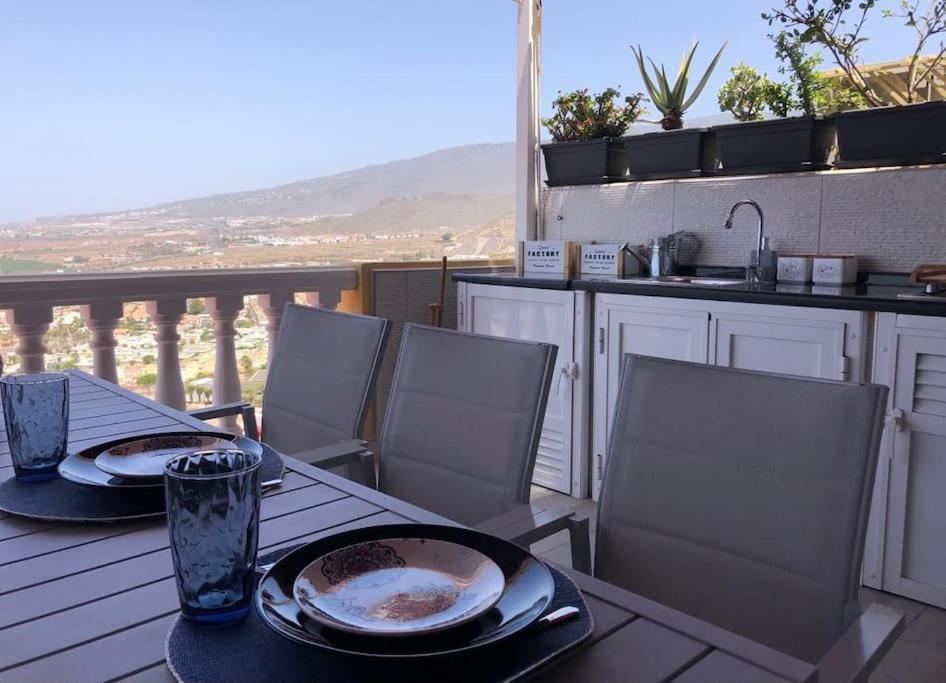 Apartamento Con Impresionantes Vistas Y Piscina Costa Adeje  Luaran gambar